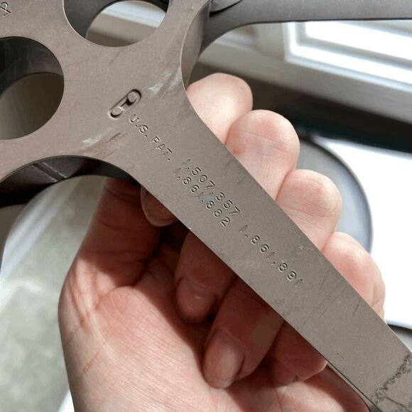 Vintage Bell & Howell 1600 16mm Film Reel & Canister - Industrial Chic Decor - Picture 4 of 12